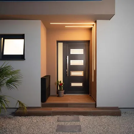 ヴィラ Lumea - Brend New 4-bedroom With Pool *