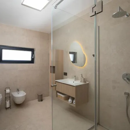 Lumea - Brend New 4-bedroom With Pool ヴィラ