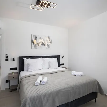 ヴィラ Lumea - Brend New 4-bedroom With Pool *