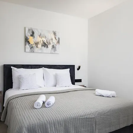 Lumea - Brend New 4-bedroom With Pool ヴィラ プーラ